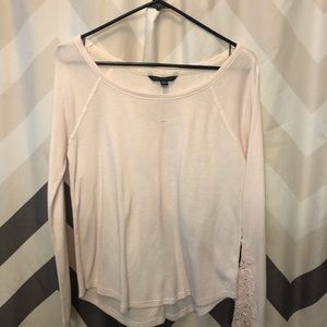 Size medium light pink American Eagle shirt